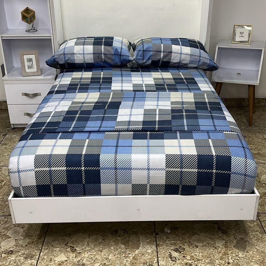 JUEGO DE SABANA QUEEN (1.60M X 1.90M)
