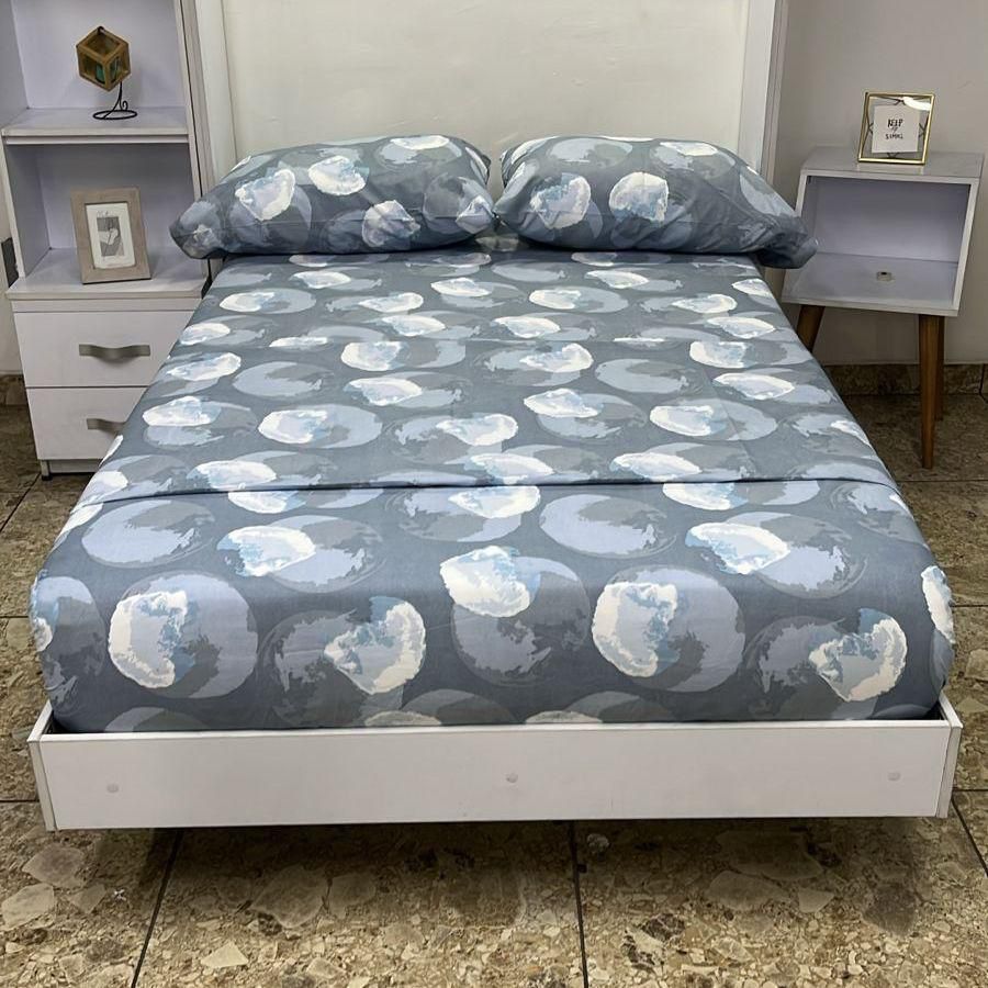 JUEGO DE SABANA QUEEN (1.60M X 1.90M)
